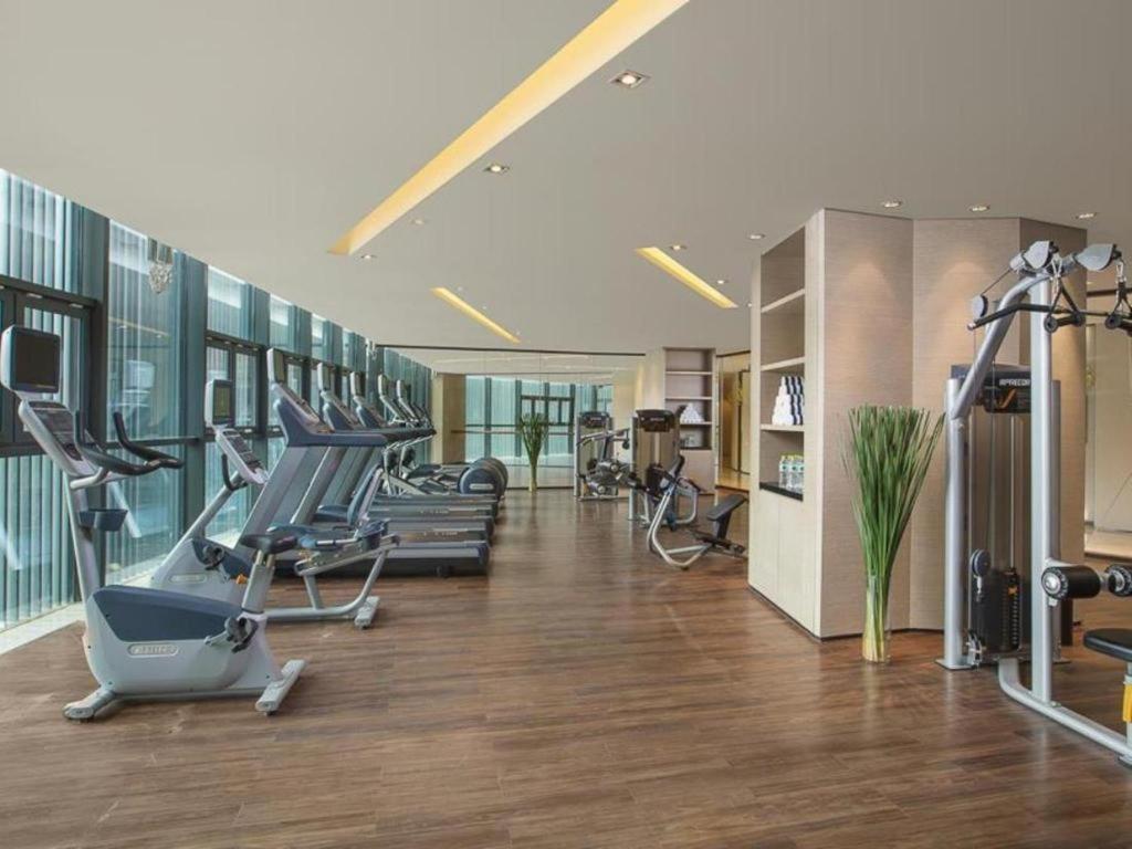 Himalayas Qingdao Hotel Экстерьер фото