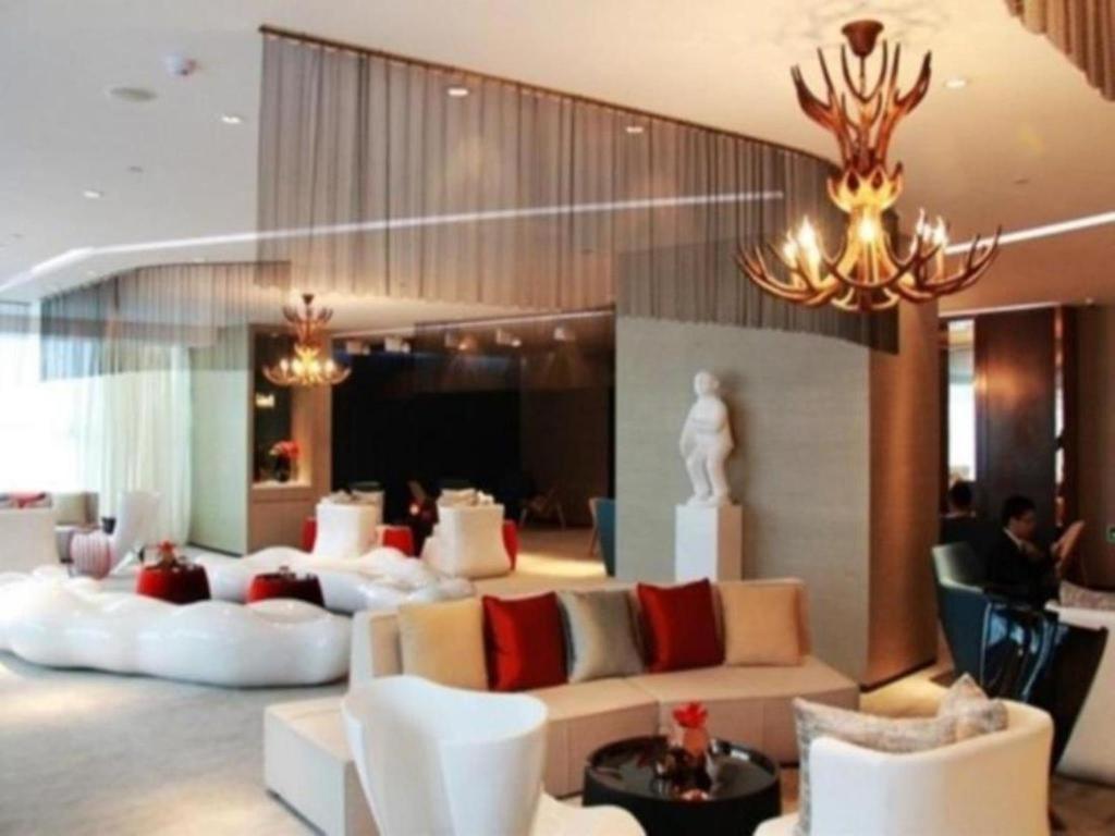 Himalayas Qingdao Hotel Экстерьер фото